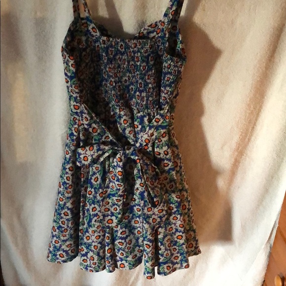 Summer dress 🌻 - Picture 6 of 7